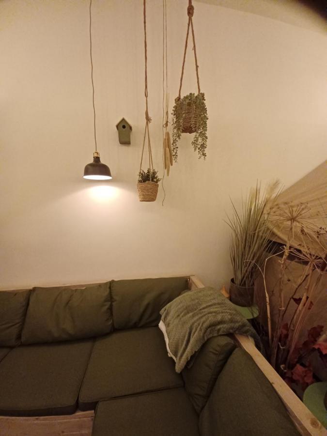 Апартаменты 75M2 Indoor Glamping Scheveningen Гаага Экстерьер фото