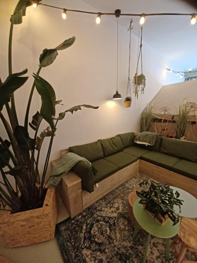 Апартаменты 75M2 Indoor Glamping Scheveningen Гаага Экстерьер фото