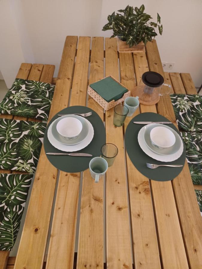 Апартаменты 75M2 Indoor Glamping Scheveningen Гаага Экстерьер фото