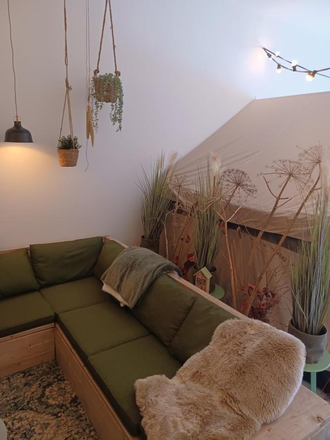 Апартаменты 75M2 Indoor Glamping Scheveningen Гаага Экстерьер фото
