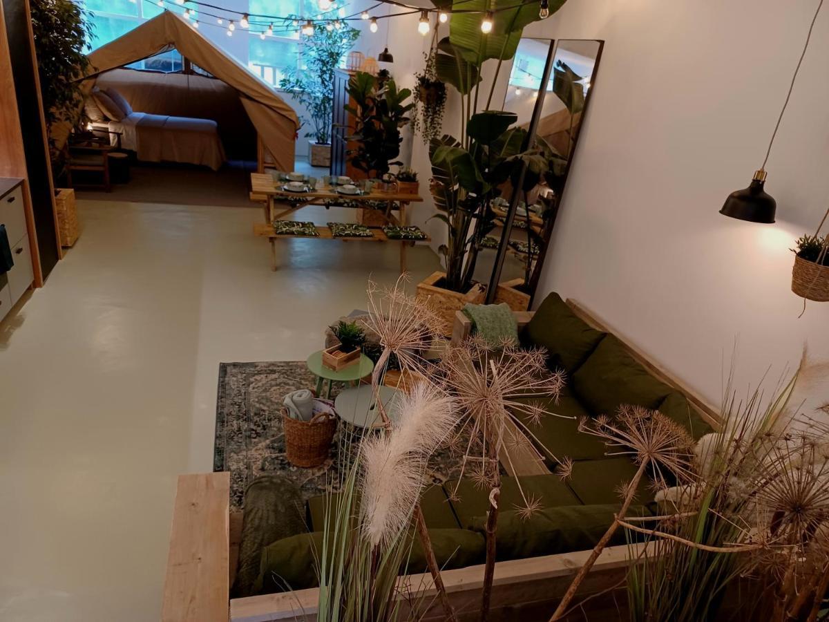 Апартаменты 75M2 Indoor Glamping Scheveningen Гаага Экстерьер фото